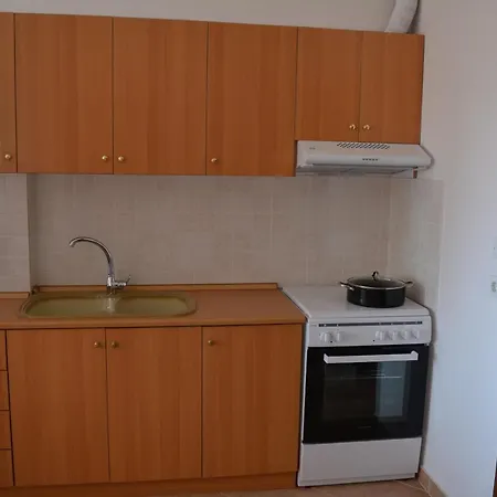 Panos Apartment *