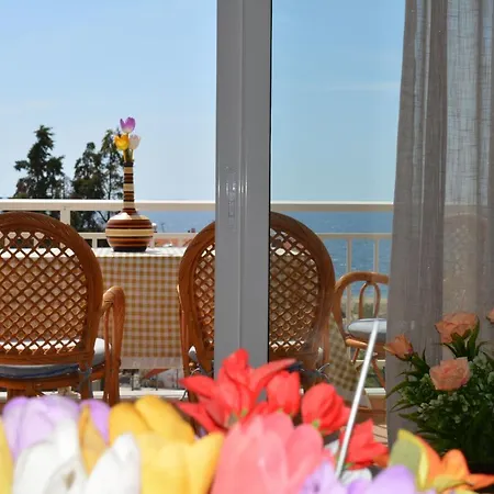 Apartamento Panos *